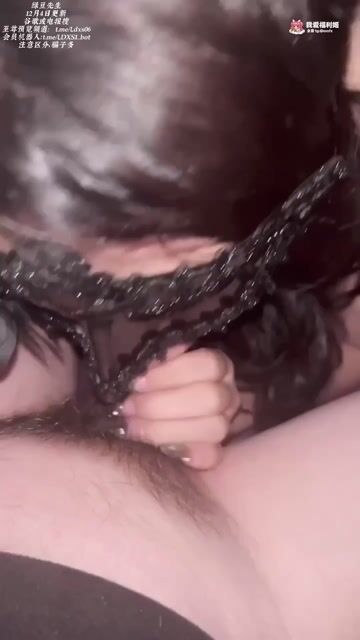 -素人淫妻，记录着与每一位不同的人做爱，最传统的服装，内衣裤，各种特写镜头。安排的好好的，本身撸点就很不错，何况各种服装。真得得劲儿