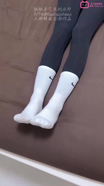 大长腿御姐跳跳羊 瑜伽服沙发做爱
